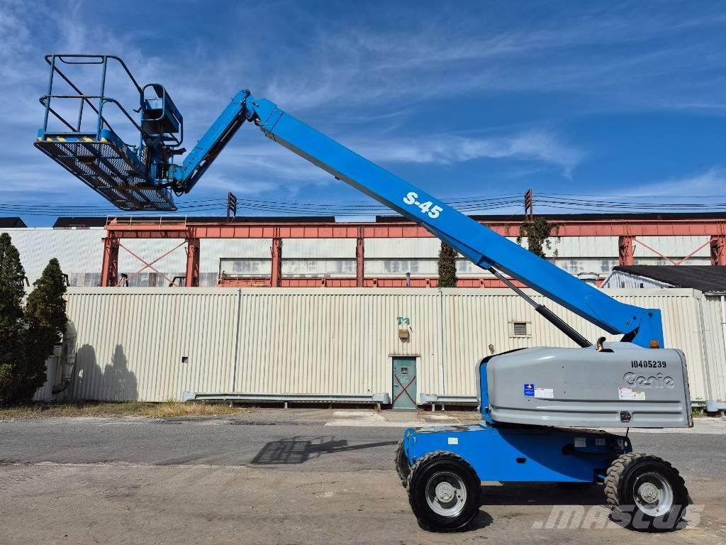 Genie S 45 Teleskopik personel platformları