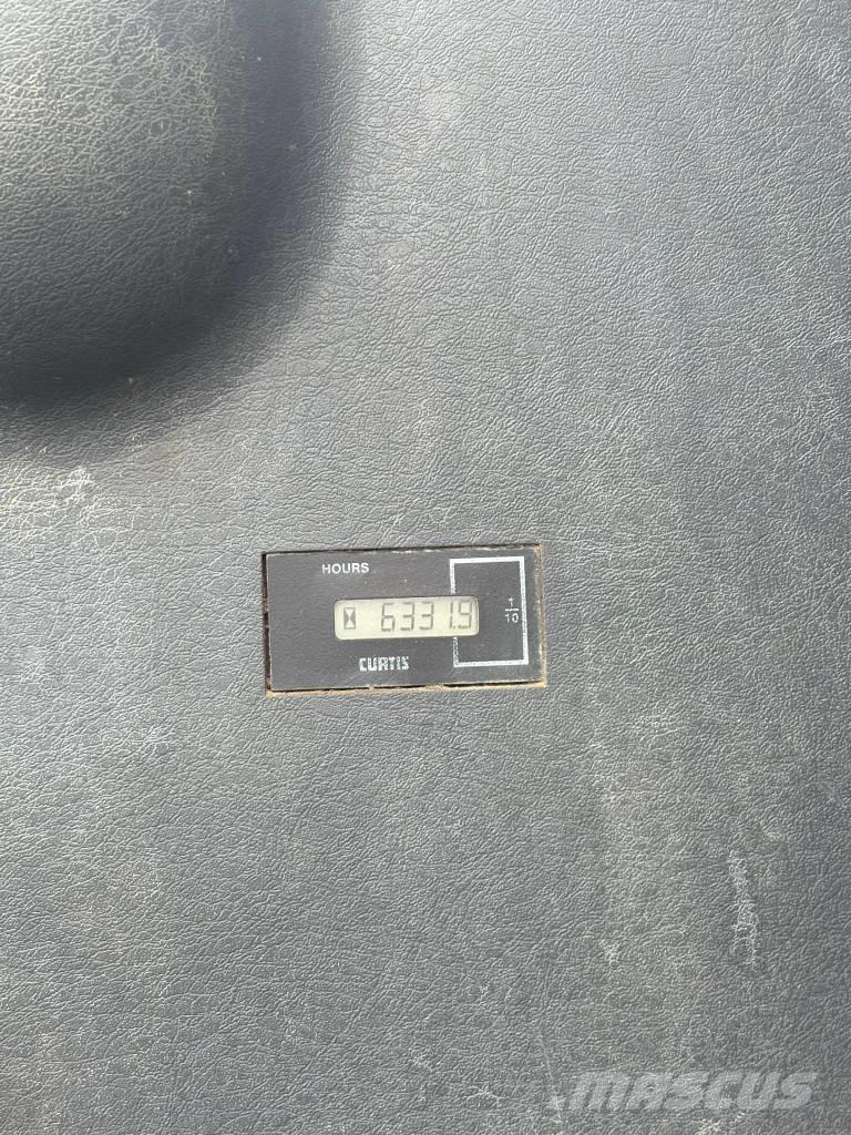 Hyundai HX 330 Paletli ekskavatörler