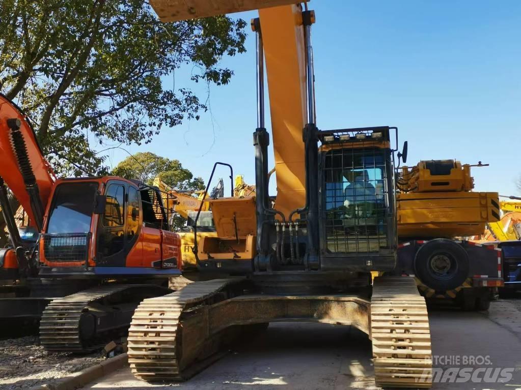 Hyundai 520L-9VS Paletli ekskavatörler