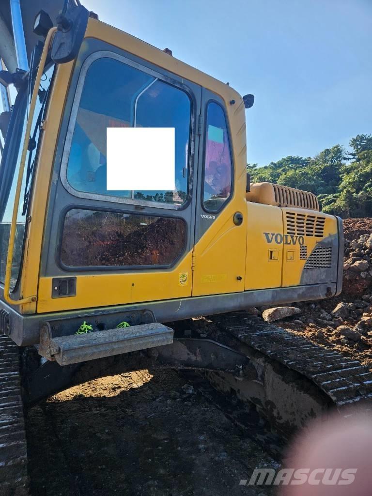 Volvo EC 210 B LC Paletli ekskavatörler