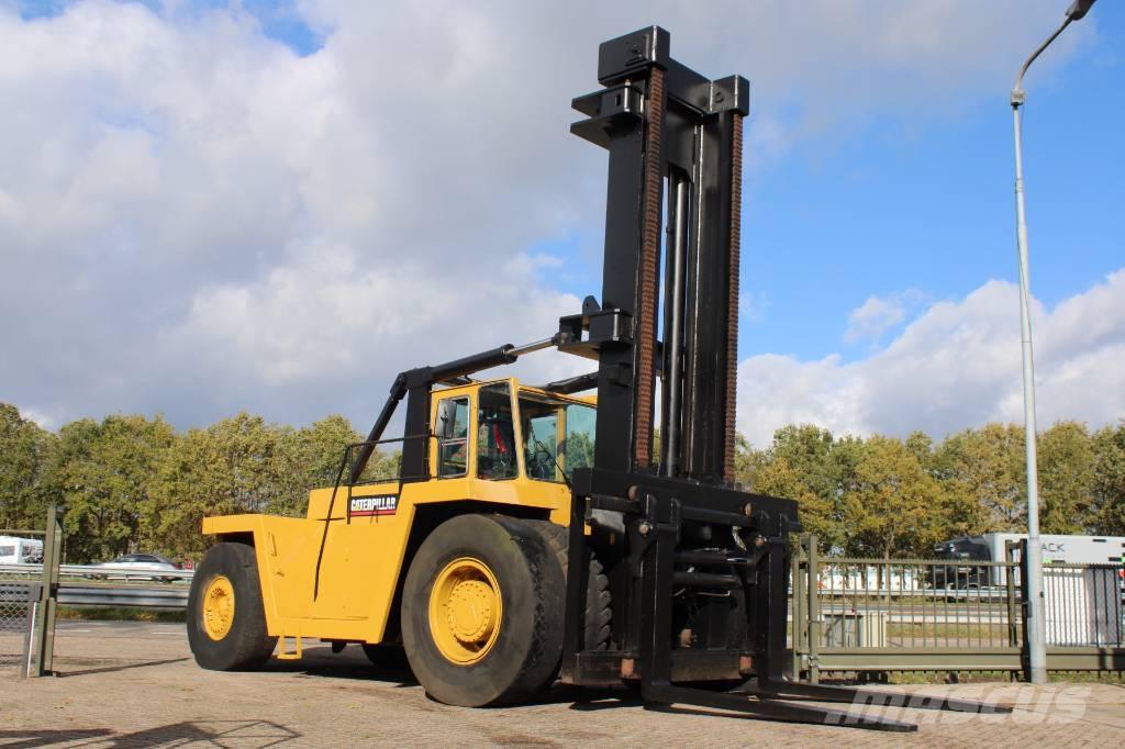 CAT V 800 Dizel forkliftler
