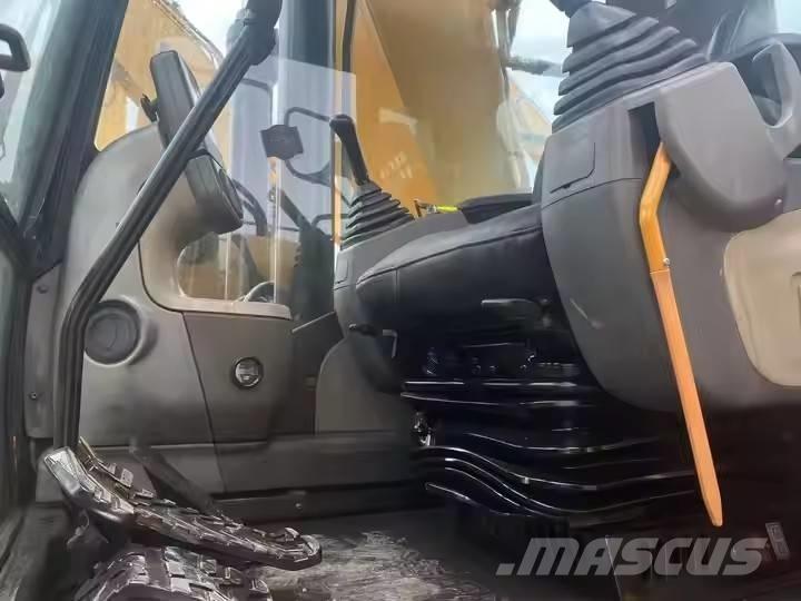 CAT 325 D Paletli ekskavatörler