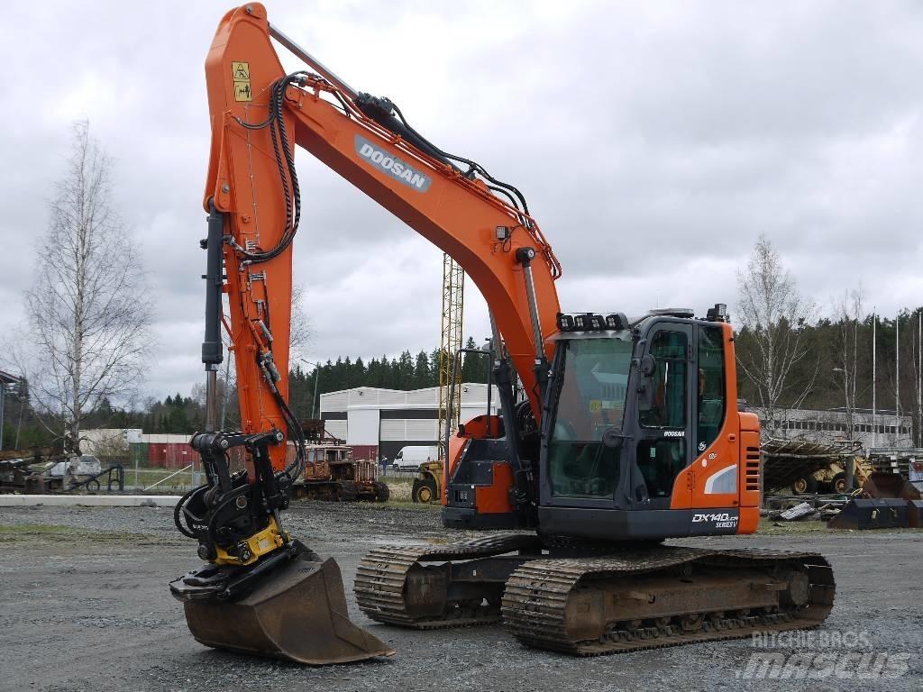Doosan DX 140 LCR-5 Paletli ekskavatörler