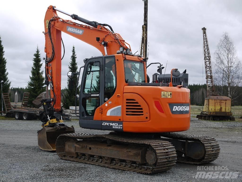 Doosan DX 140 LCR-5 Paletli ekskavatörler