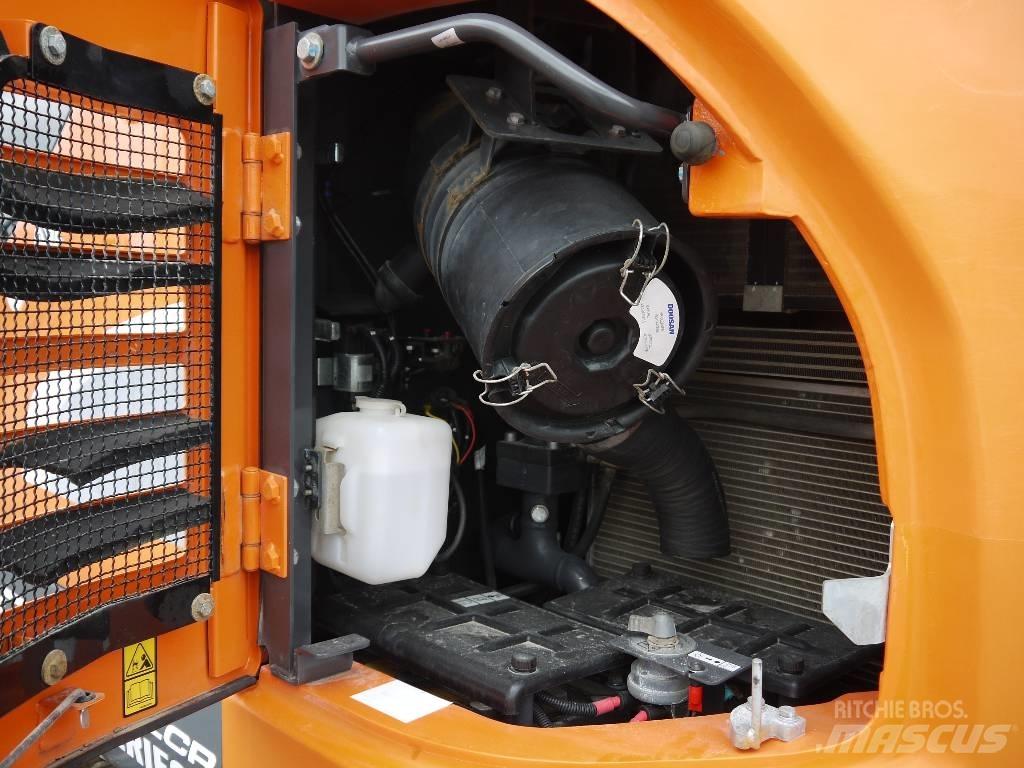 Doosan DX 140 LCR-5 Paletli ekskavatörler
