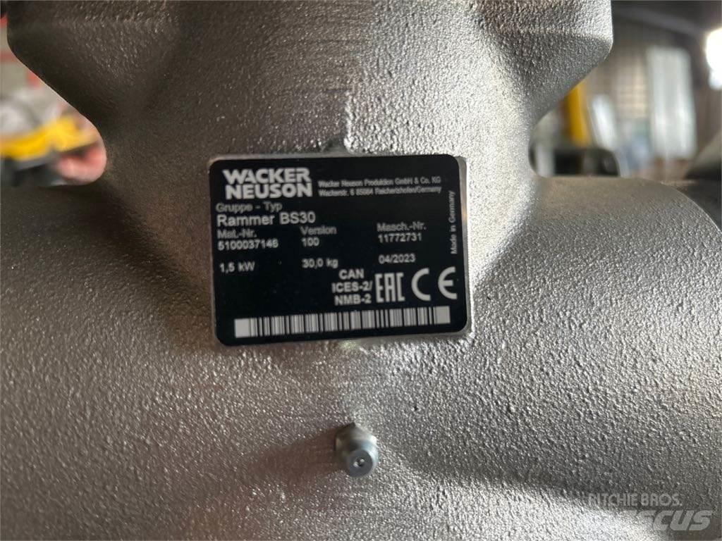 Wacker Neuson BS30 Sıkıştırma tokmakları
