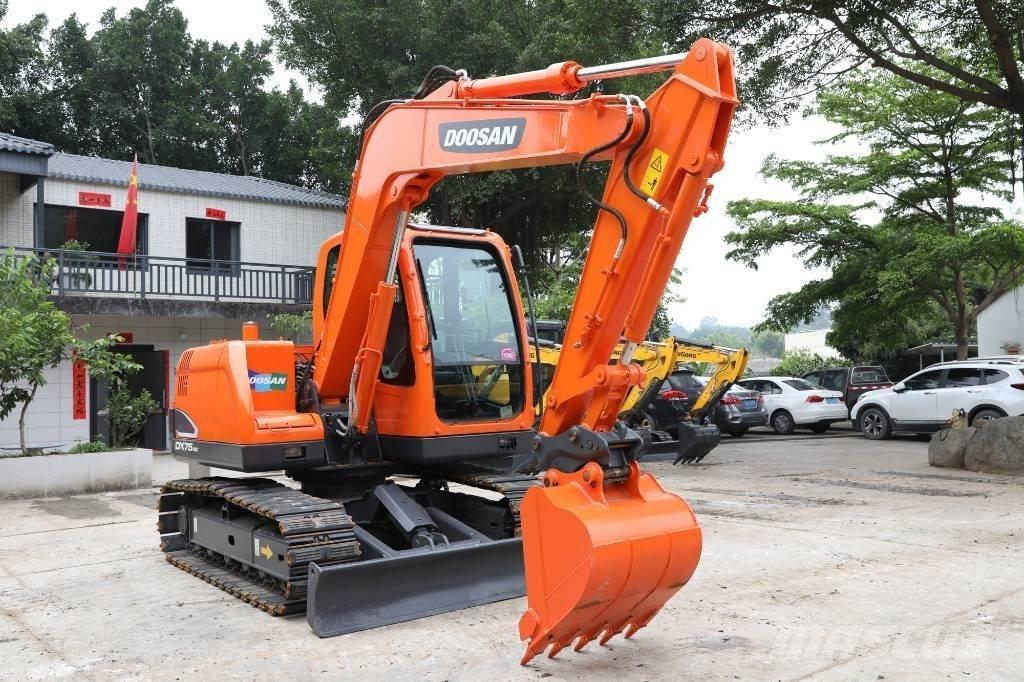 Doosan DX 75-9 C Mini ekskavatörler, 7 tona dek