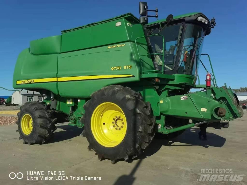 John Deere 9770 STS Biçerdöverler