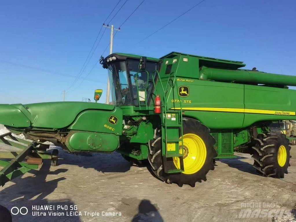 John Deere 9770 STS Biçerdöverler