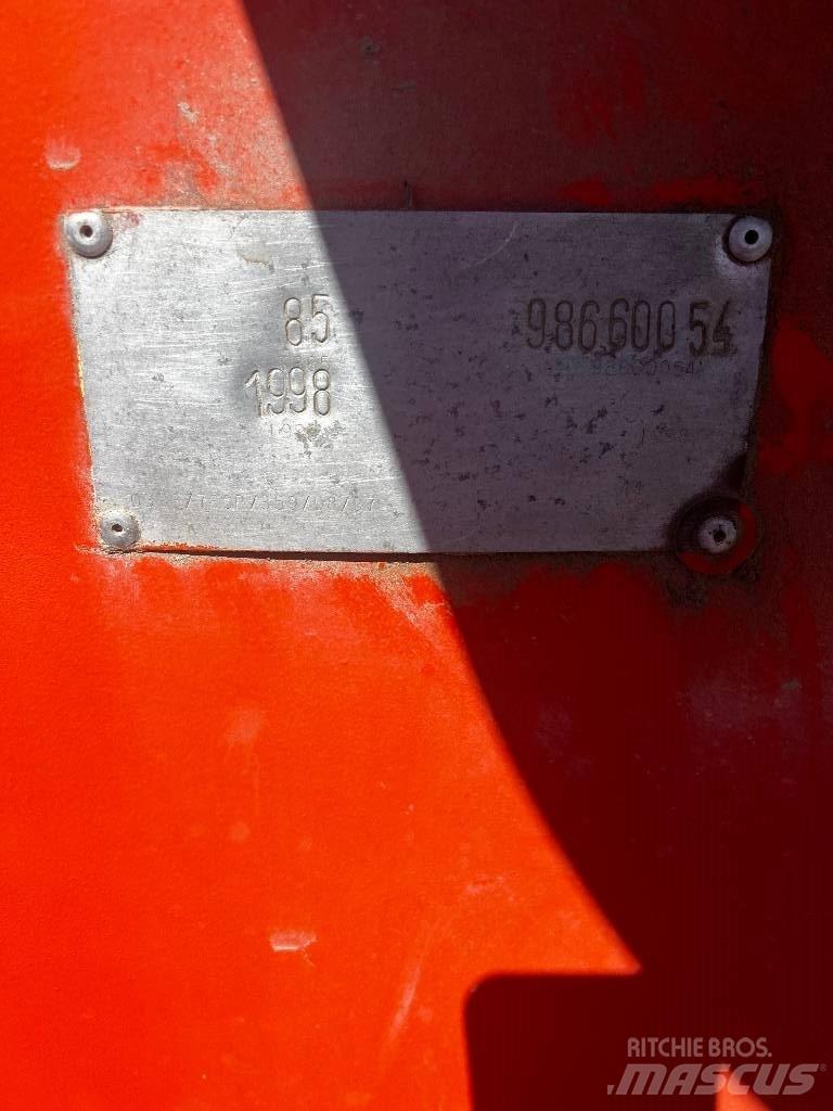 Terex TB 85 Körüklü personel platformları