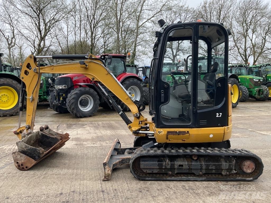 CAT 302.7 D CR Mini ekskavatörler, 7 tona dek