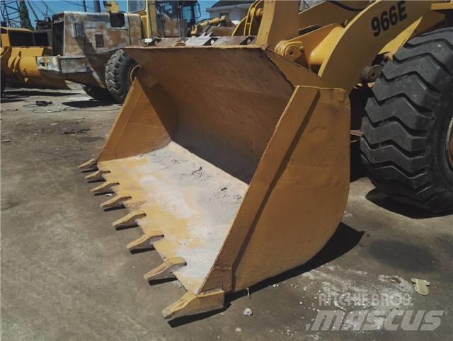 CAT 966 E Tekerlekli yükleyiciler