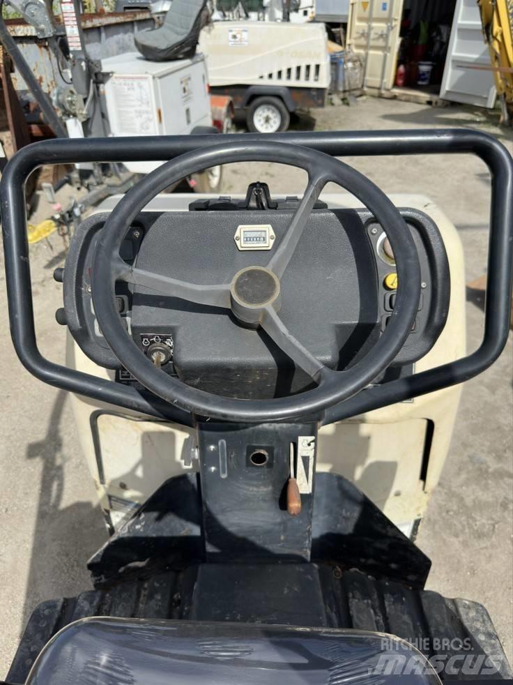 Ingersoll Rand DD 16 Zemin sıkıştırma makineleri
