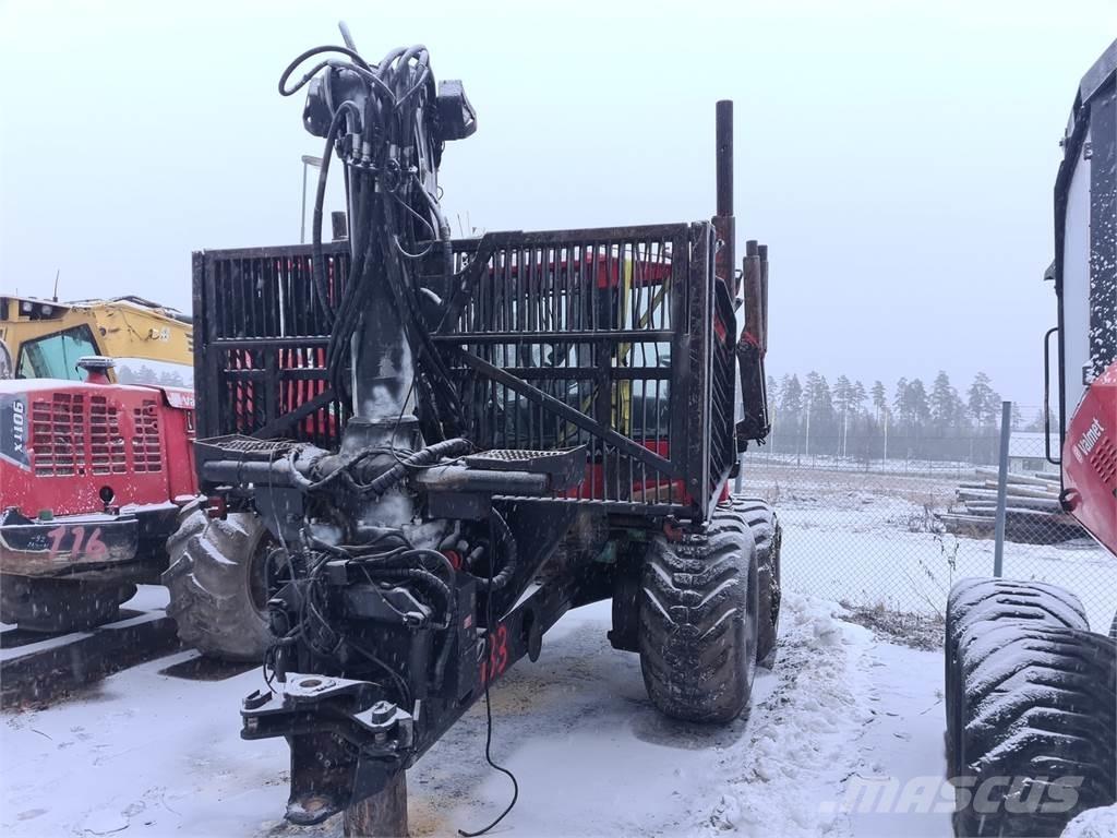 Valmet 890.3 Tomruk yükleyici traktörler