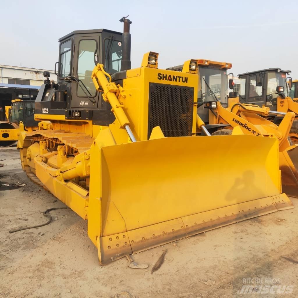 Shantui SD 22 Paletli dozerler