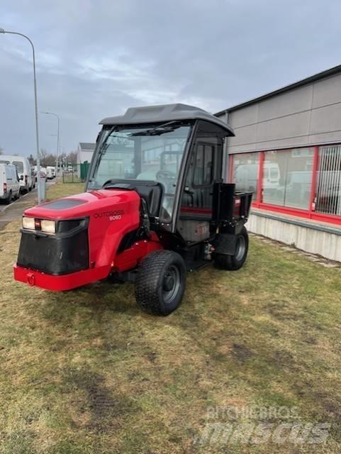 Toro Outcross 9060 Diger yol bakim makinalari