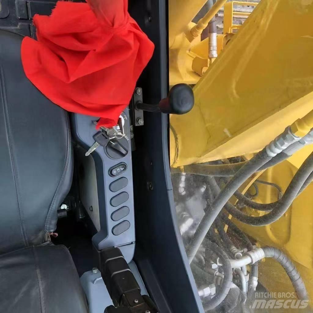 Komatsu PC 60 Paletli ekskavatörler