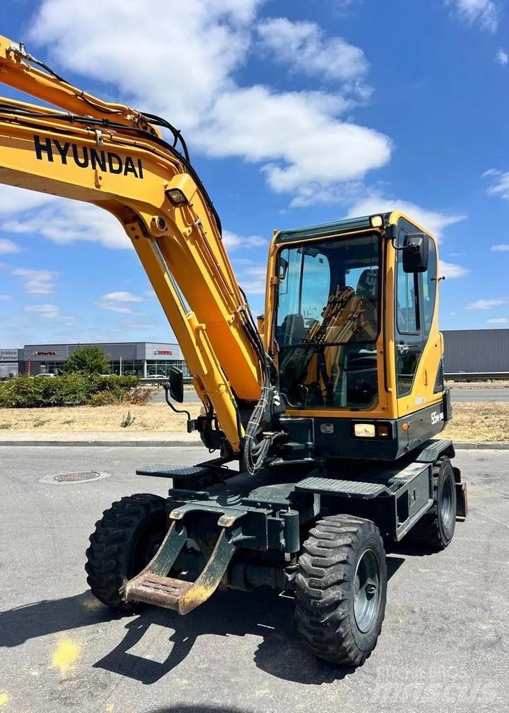 Hyundai R55W-9A Lastik tekerli ekskavatörler