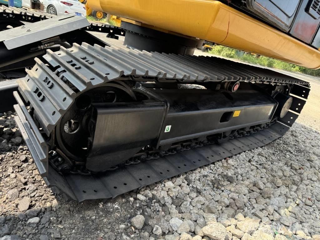 CAT 307 E2 Paletli ekskavatörler