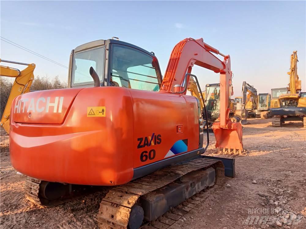 Hitachi ZX 60 Mini ekskavatörler, 7 tona dek