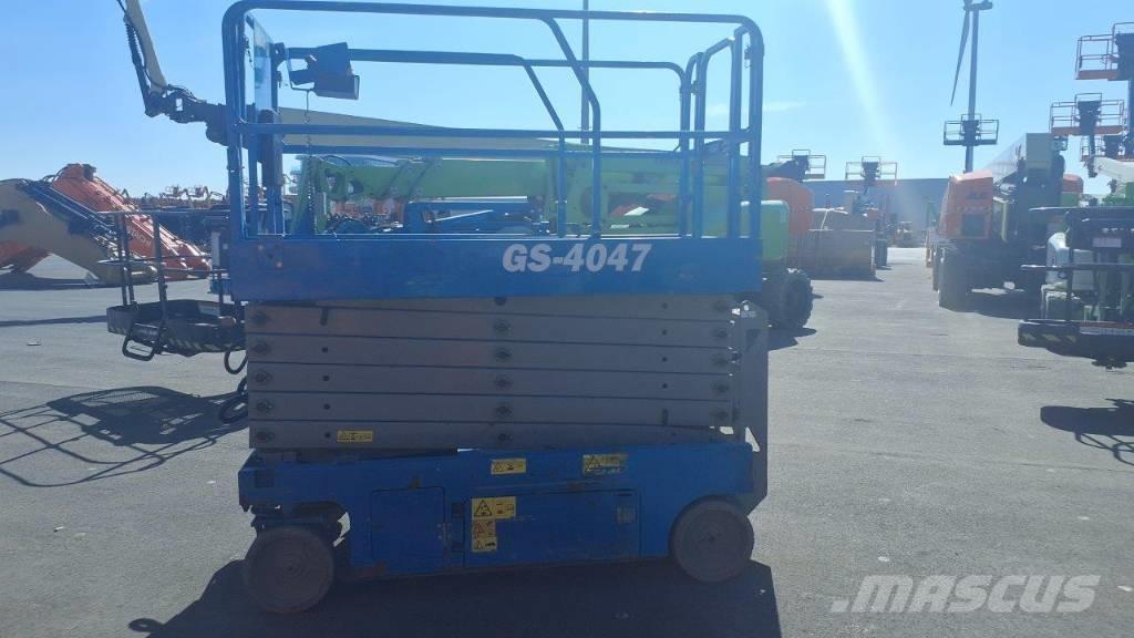 GENIE GS4047 Makasli platformlar