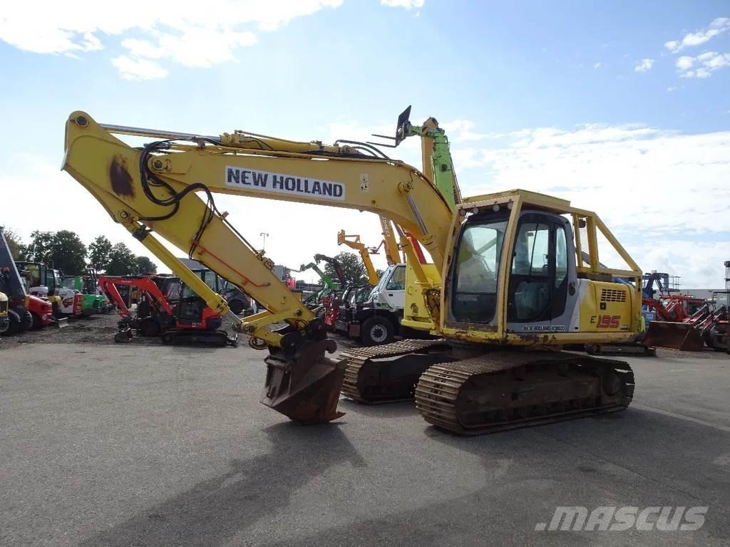 New Holland E195 Paletli ekskavatörler