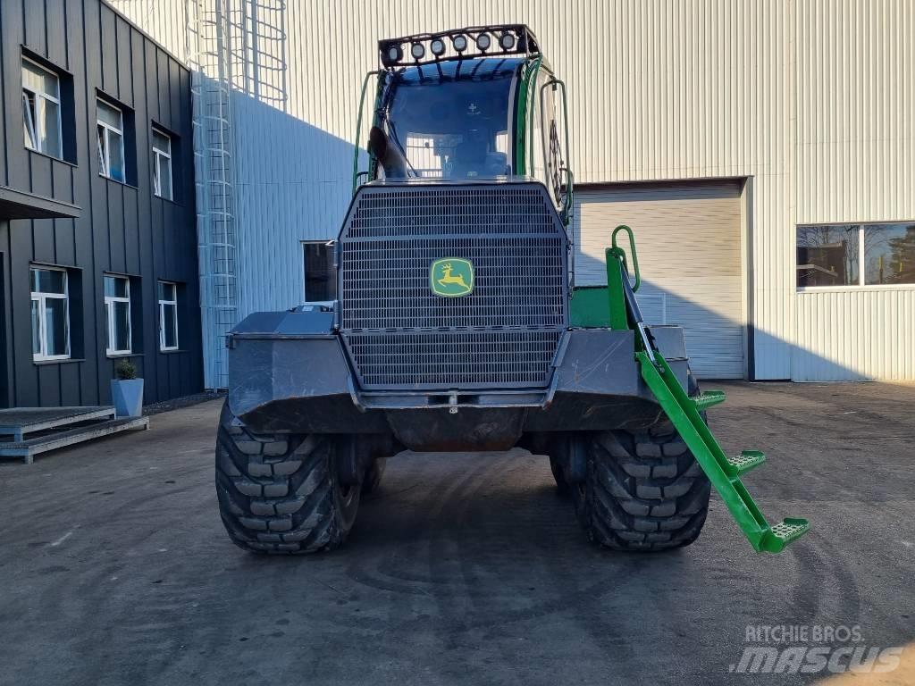John Deere 1010 G Tomruk yükleyici traktörler