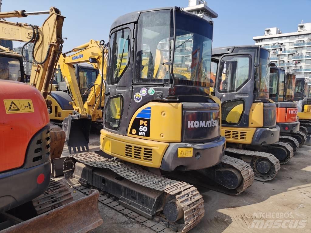 Komatsu PC50 Paletli ekskavatörler