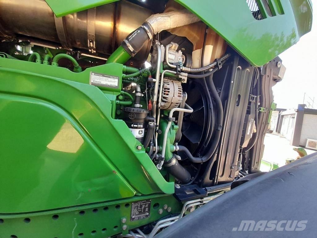 John Deere 6215R Traktörler