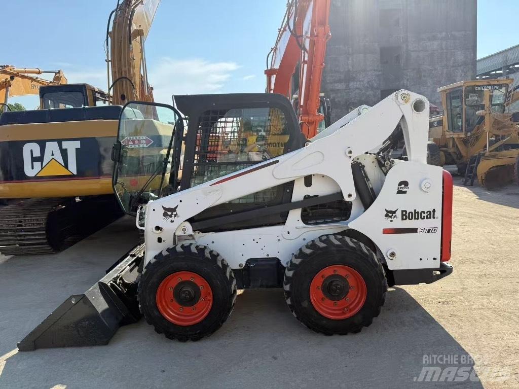 Bobcat S 770 Skid steer loderler