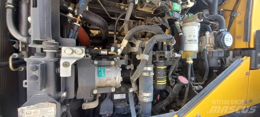 Komatsu WA270-8 Tekerlekli yükleyiciler
