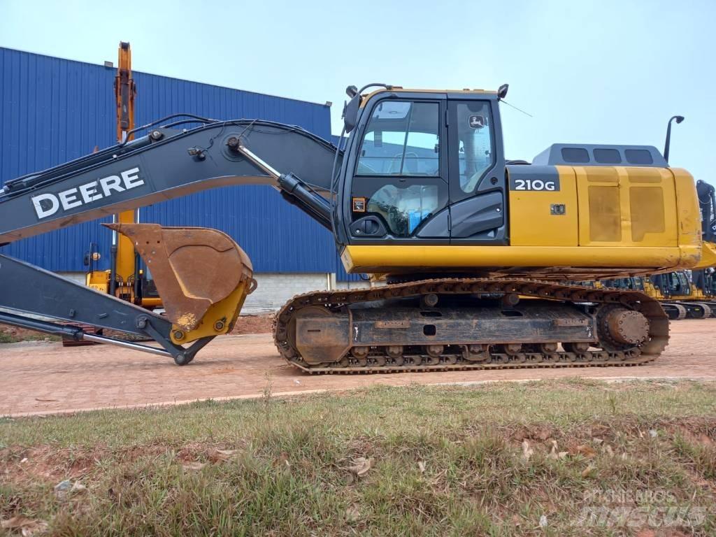 DEERE 210G Paletli ekskavatörler