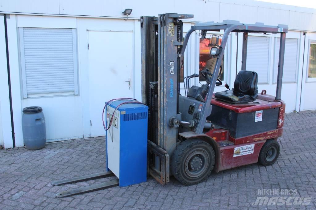 Hangcha CPD 25 Elektrikli forkliftler