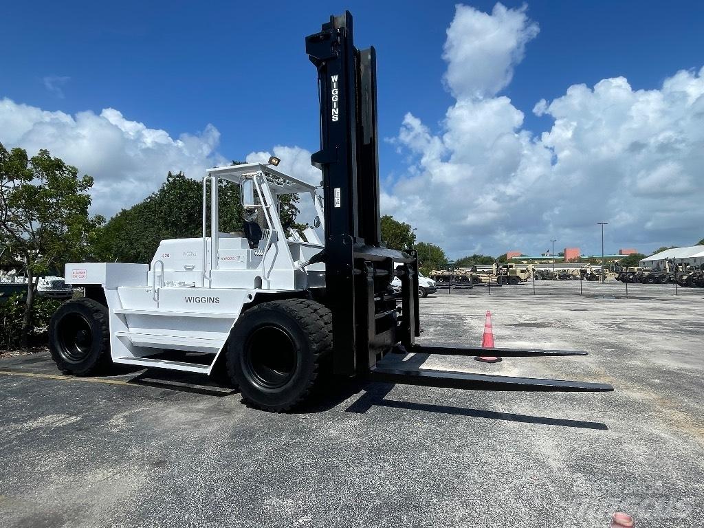Wiggins W 420 YXL Arazi tipi forklift