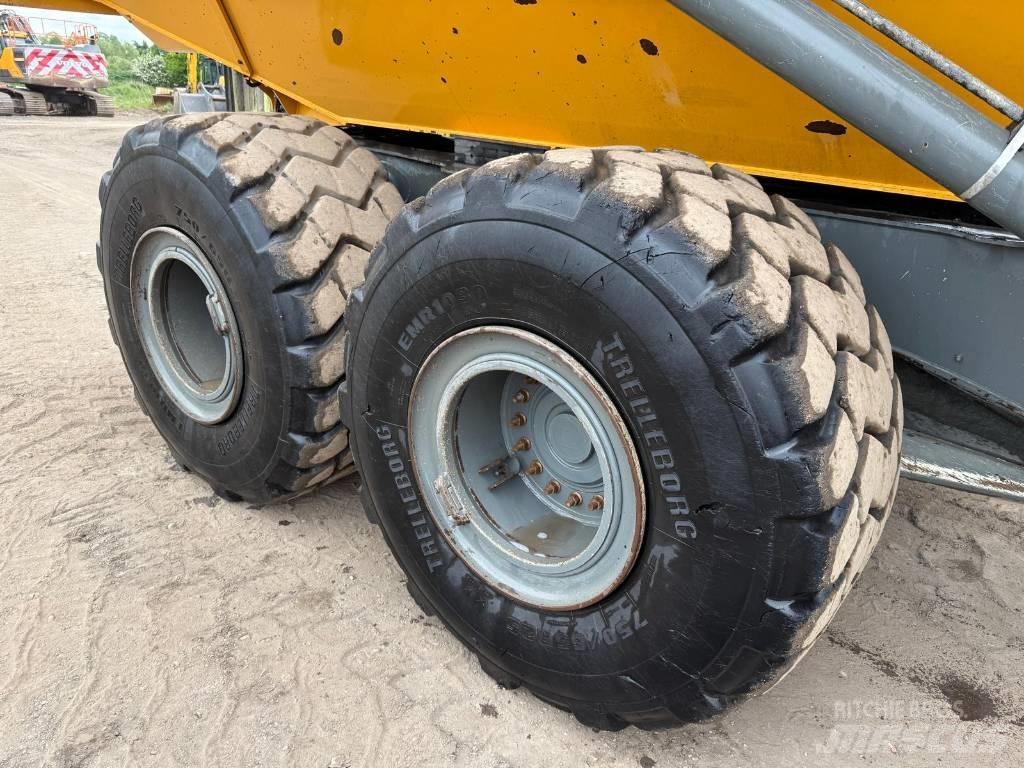 Liebherr TA 230 Belden kirma kaya kamyonu