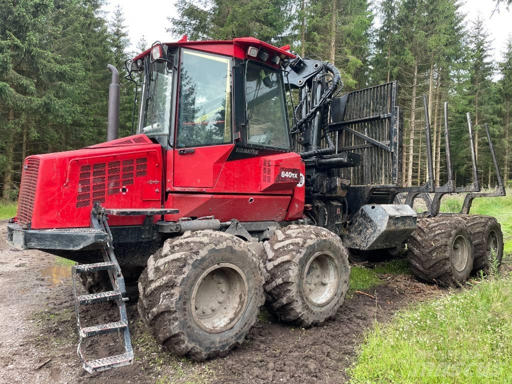 Komatsu 840TX Tomruk yükleyici traktörler