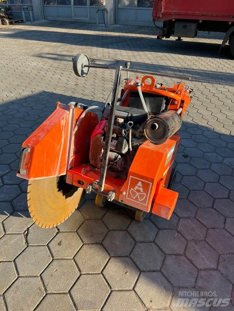  FS250B Diger
