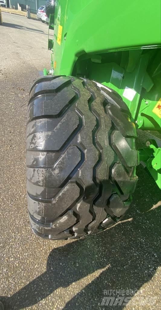 John Deere V461M Rulo balya makinalari