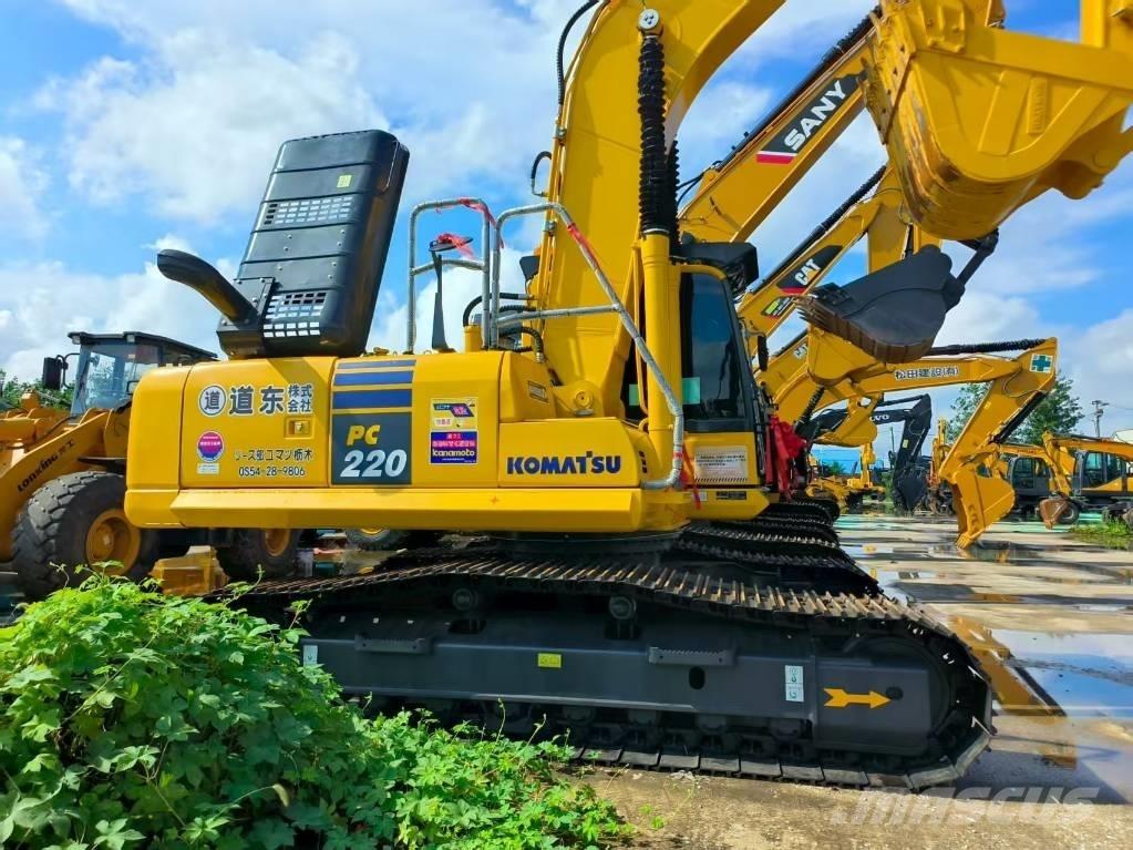 Komatsu PC 220-8 Paletli ekskavatörler