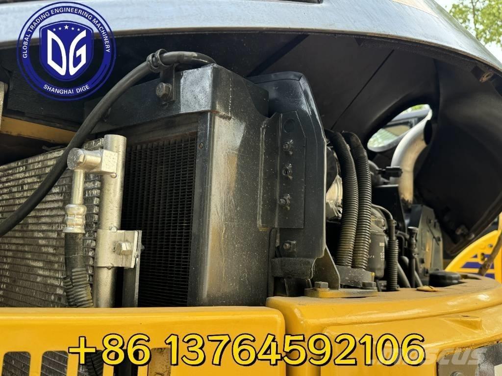 Komatsu PC78US Paletli ekskavatörler