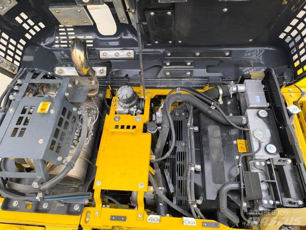 Komatsu HB 215 LC-3 Paletli ekskavatörler