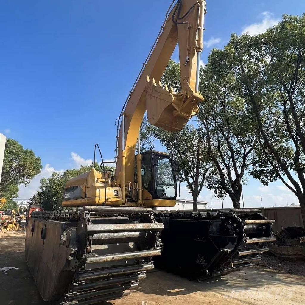 CAT 320 C Amfibi Ekskavatörler