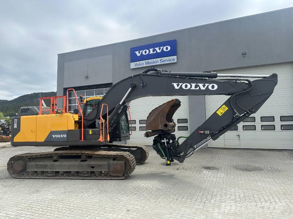 Volvo EC 200 EL Paletli ekskavatörler