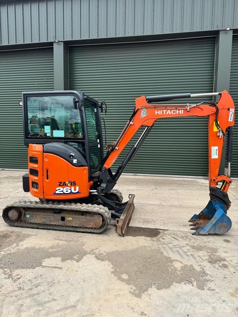 Hitachi ZX 26 U-6 CR Mini ekskavatörler, 7 tona dek