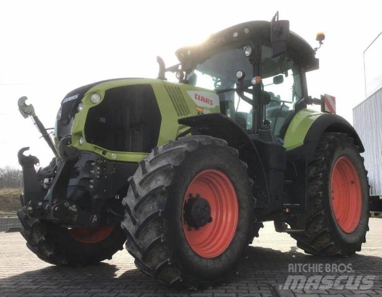 CLAAS AXION 810 Traktörler