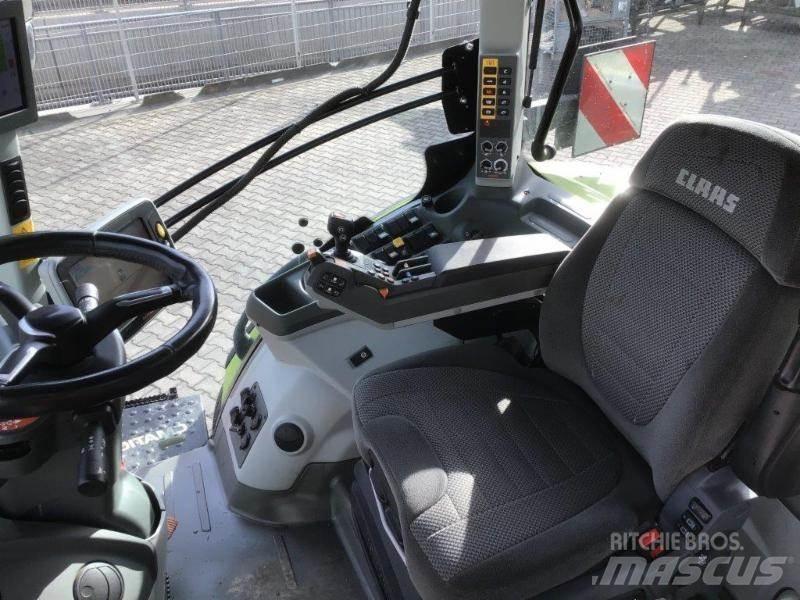 CLAAS AXION 810 Traktörler