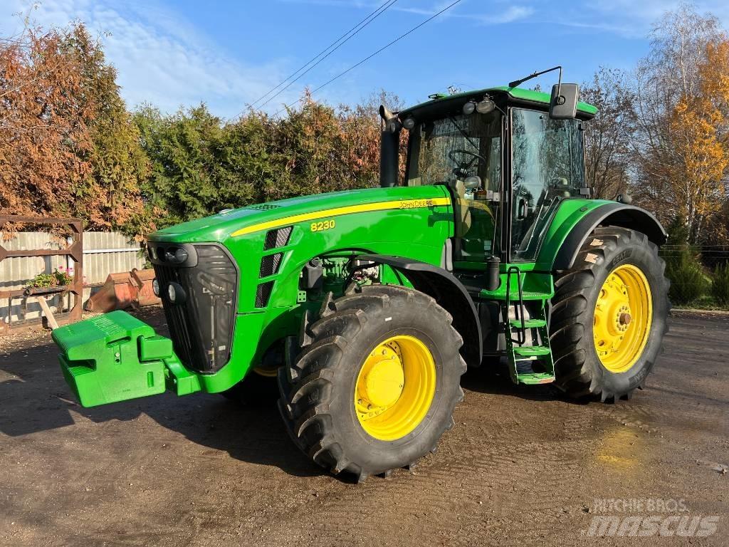 John Deere 8230 Traktörler