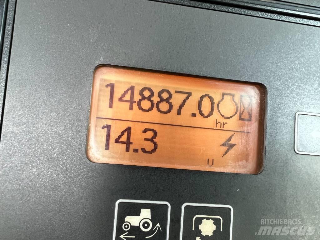 John Deere 8230 Traktörler