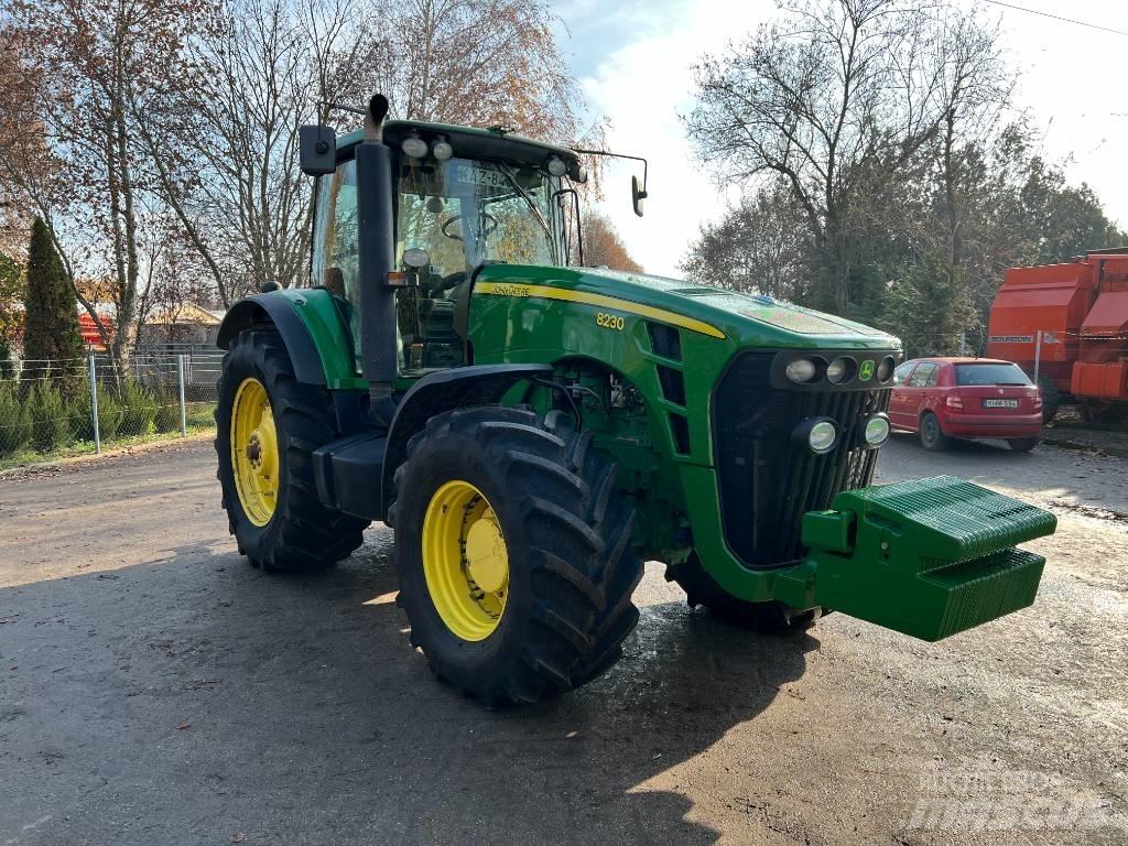 John Deere 8230 Traktörler