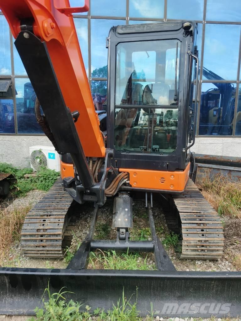Hitachi ZX 50 U Mini ekskavatörler, 7 tona dek